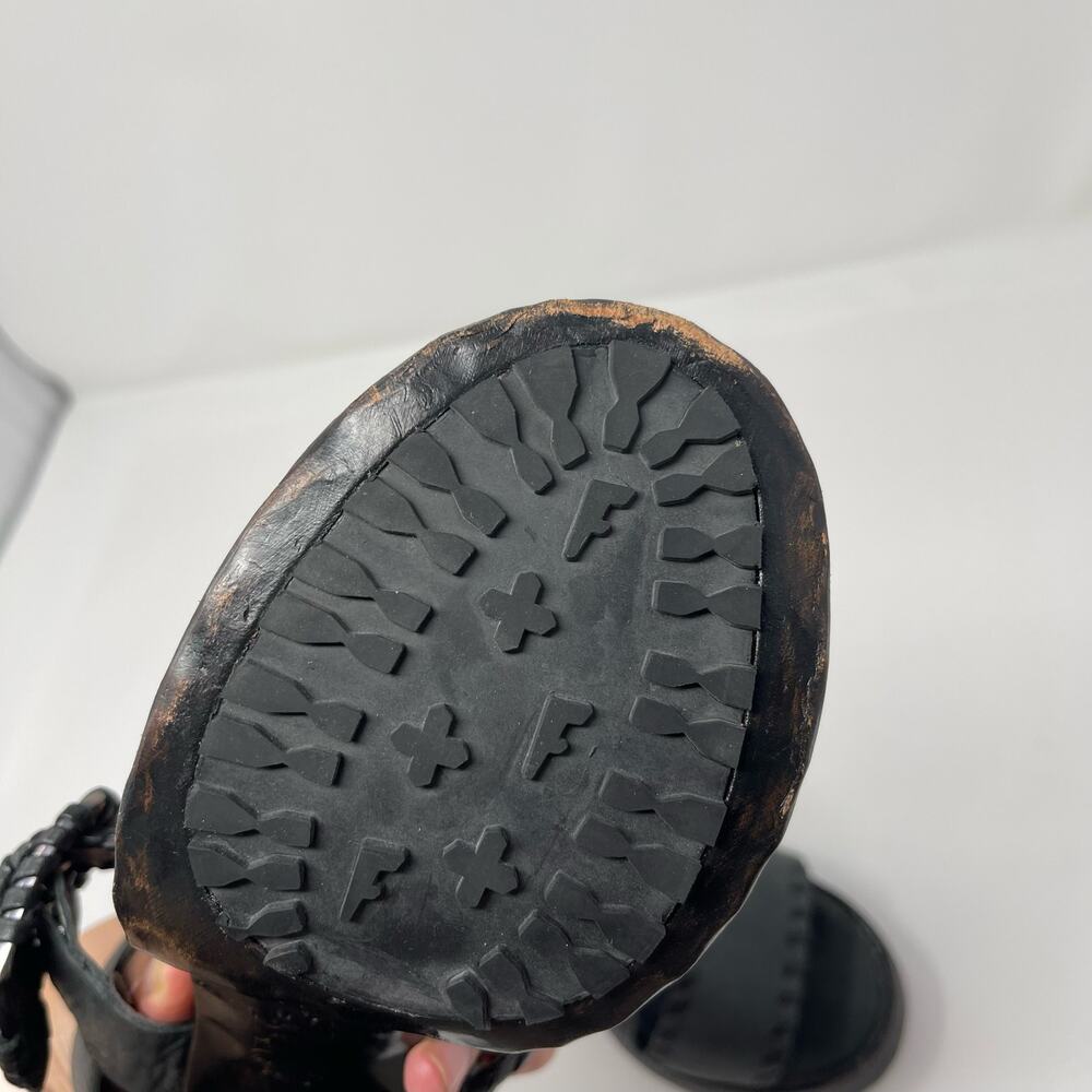 John Fluevog Tuggawar Hopscotch Black Strappy Heels (6.5) - Picture 13 of 13